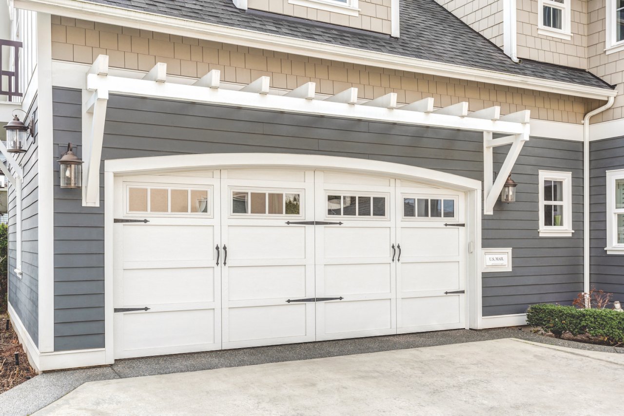 Ankmar Garage Door